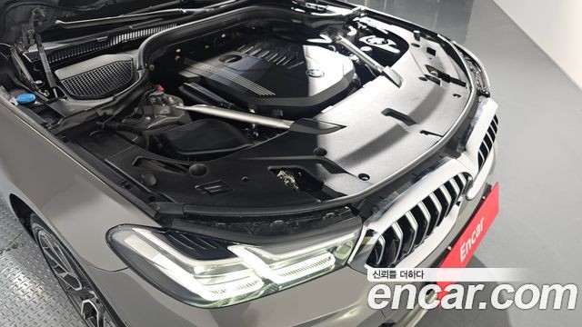 BMW Gran Turismo 630i xDrive World Premiere Edition