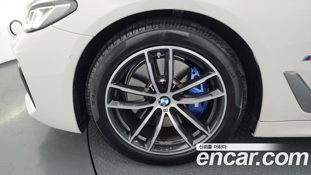 BMW 5-Series 520i M Sport