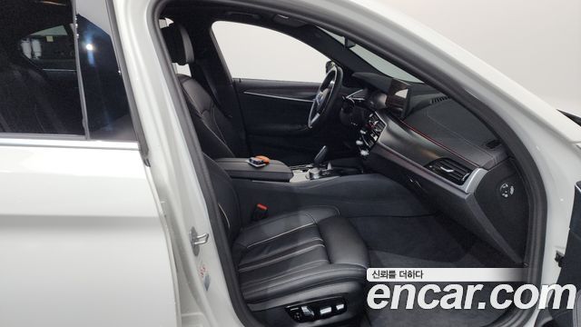 BMW 5-Series 520i M Sport