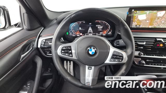BMW 5-Series 520i M Sport