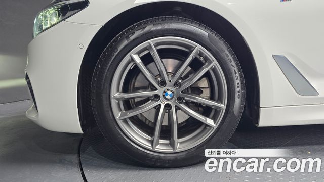BMW 5-Series 520i M Sport