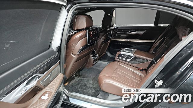 BMW 7-Series 730Ld xDrive M Sport