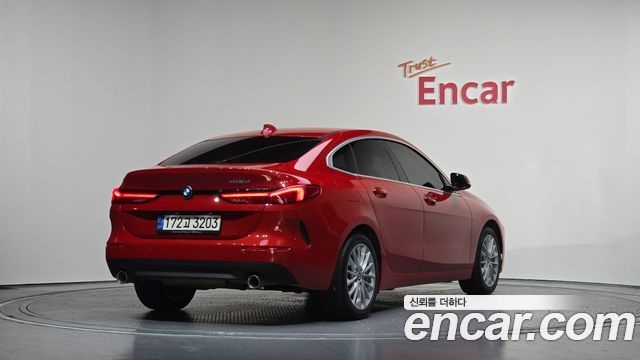 BMW 2-Series 218d Advantage