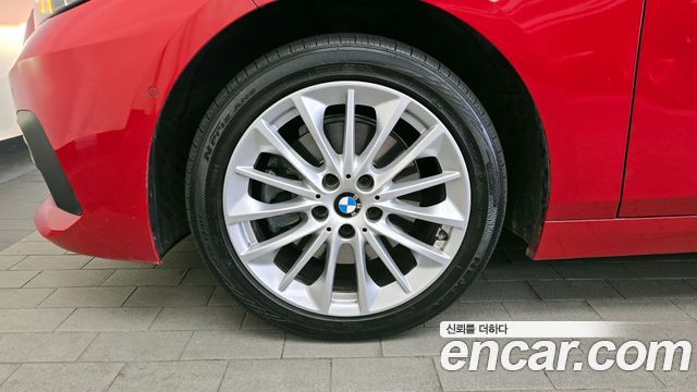 BMW 2-Series 218d Advantage