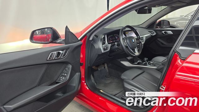 BMW 2-Series 218d Advantage