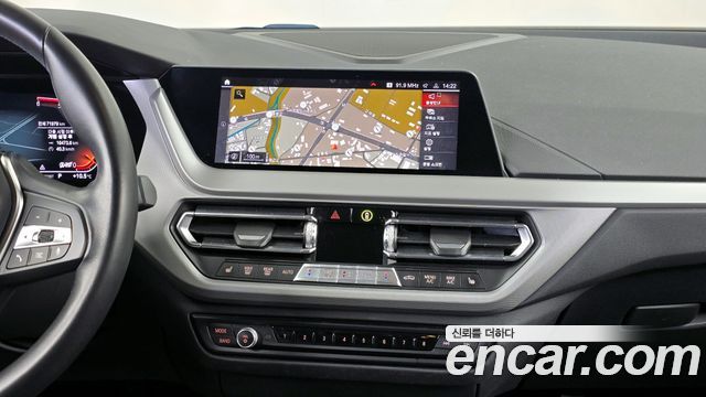 BMW 2-Series 218d Advantage