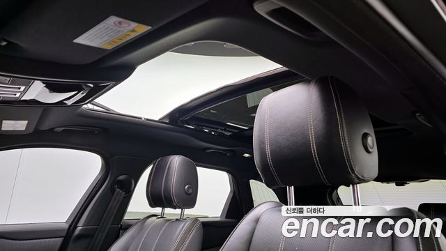 Land Rover Range Rover Velar 2.0 D240 R-Dynamic SE