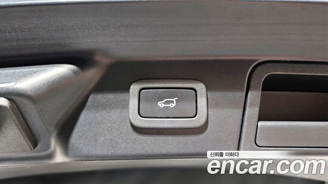 Land Rover Range Rover Velar 2.0 D240 R-Dynamic SE
