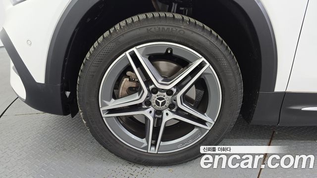 Mercedes-Benz GLB-Class GLB250 4MATIC