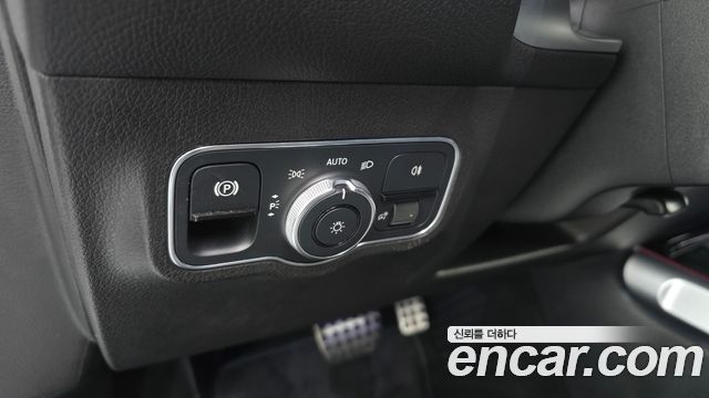 Mercedes-Benz GLB-Class GLB250 4MATIC