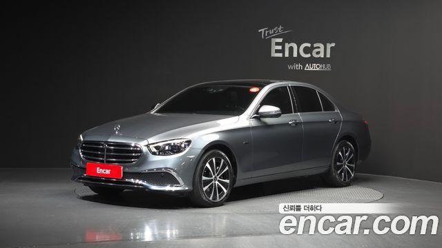 Mercedes-Benz E-Class E300e 4MATIC Exclusive