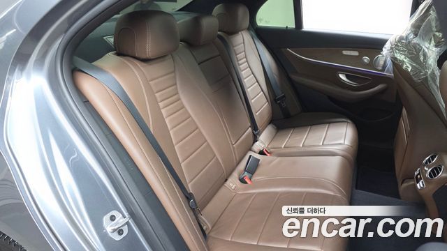 Mercedes-Benz E-Class E300e 4MATIC Exclusive