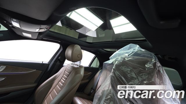 Mercedes-Benz E-Class E300e 4MATIC Exclusive