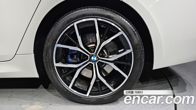 BMW 5-Series 530e M Sport
