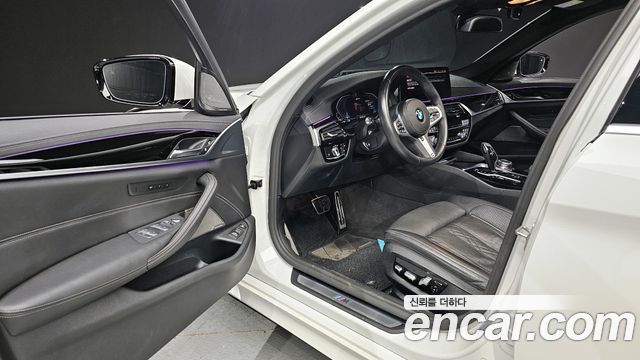 BMW 5-Series 530e M Sport