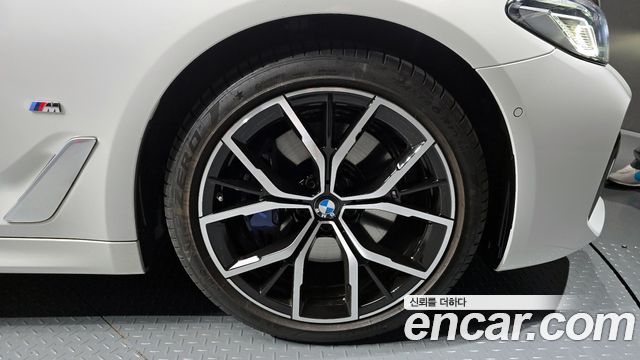 BMW 5-Series 530i M Sport Package