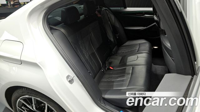 BMW 5-Series 530i M Sport Package