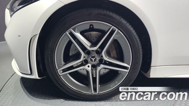 Mercedes-Benz CLS-Class CLS300d AMG Line