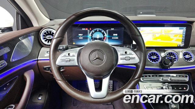 Mercedes-Benz CLS-Class CLS300d AMG Line