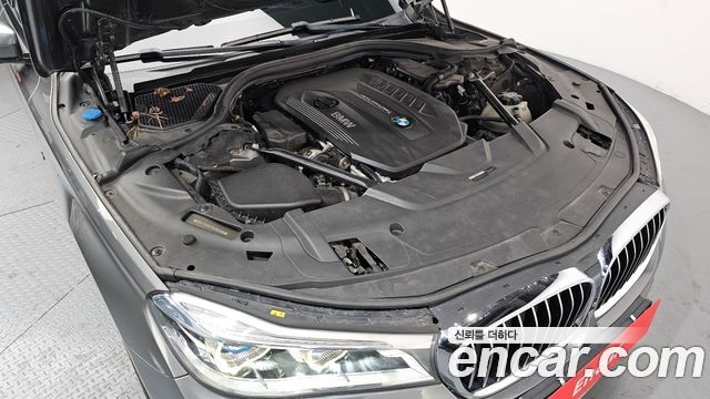 BMW 7-Series 740d xDrive M Sport