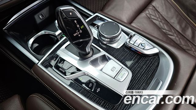 BMW 7-Series 740d xDrive M Sport