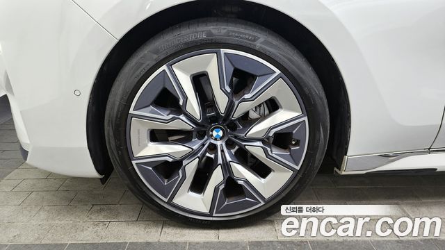 BMW i7 xDrive 60 Design Pure Excellence