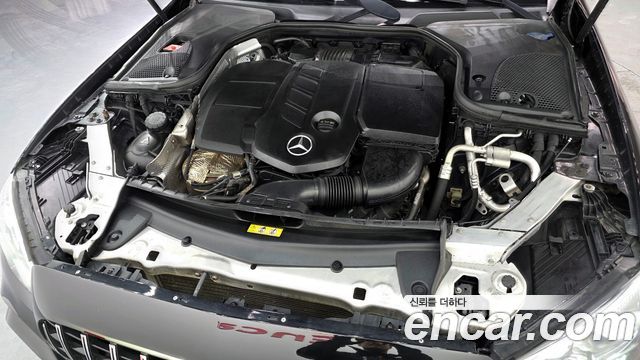 Mercedes-Benz E-Class E220d Coupe