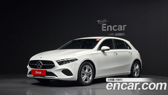Mercedes-Benz A-Class A220 Hatchback