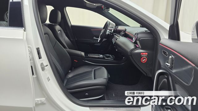 Mercedes-Benz A-Class A220 Hatchback