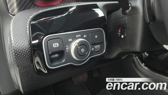 Mercedes-Benz A-Class A220 Hatchback