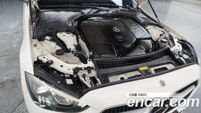 Mercedes-Benz C-Class C200 4MATIC Avantgarde