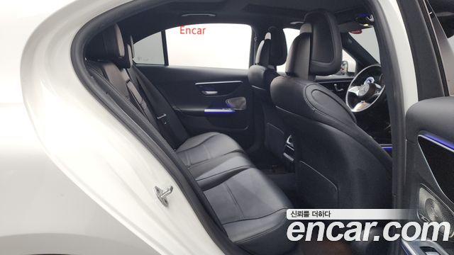 Mercedes-Benz C-Class C200 4MATIC Avantgarde