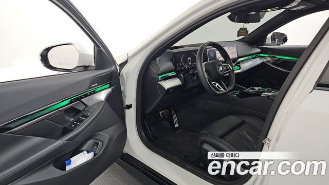 BMW 5-Series 520i Special Edition