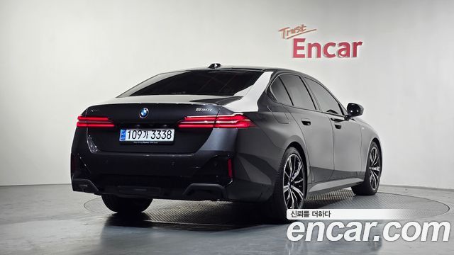 BMW 5-Series 530i xDrive M Sport