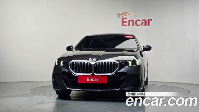 BMW 5-Series 530i xDrive M Sport