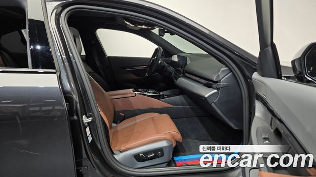 BMW 5-Series 530i xDrive M Sport