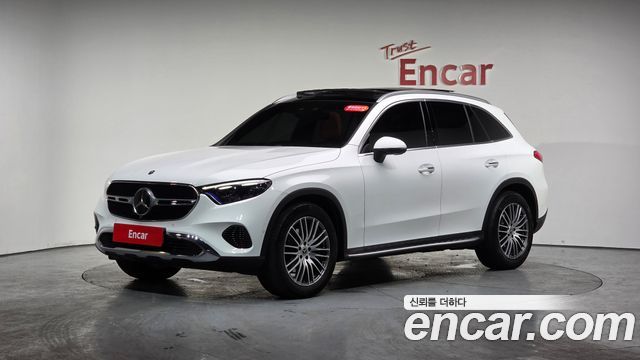 Mercedes-Benz GLC-Class GLC 300 4MATIC Avantgarde