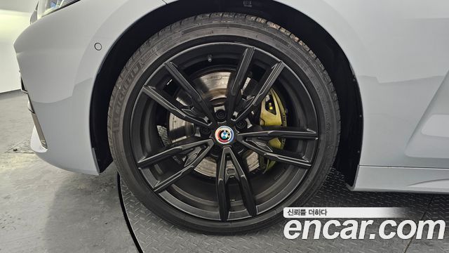 BMW 4-Series M440i xDrive Convertible