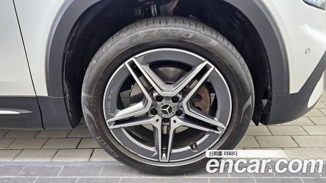 Mercedes-Benz GLB-Class GLB250 4MATIC