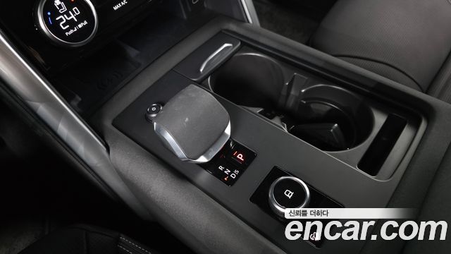 Land Rover Discovery P360 Dynamic HSE