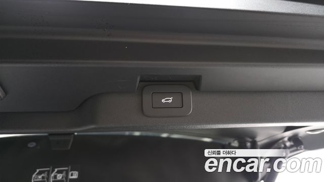 Land Rover Discovery P360 Dynamic HSE