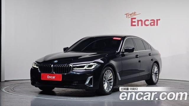 BMW 5-Series 520i Luxury