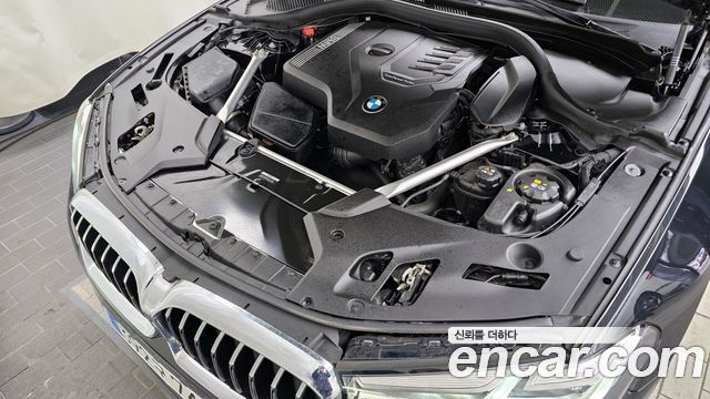 BMW 5-Series 520i Luxury