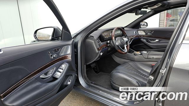 Mercedes-Benz S-Class S560L 4MATIC