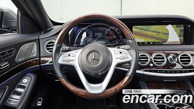 Mercedes-Benz S-Class S560L 4MATIC