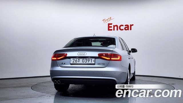 Audi A4 30 TDI Dynamic