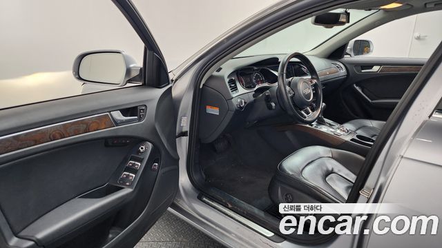 Audi A4 30 TDI Dynamic
