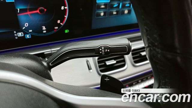 Mercedes-Benz GLE-Class GLE300d 4MATIC