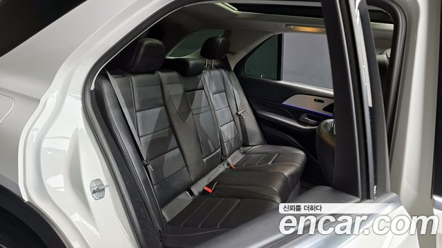Mercedes-Benz GLE-Class GLE300d 4MATIC
