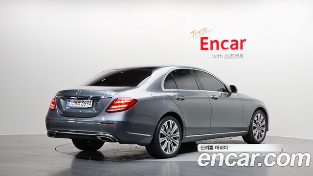 Mercedes-Benz E-Class E450 4MATIC Exclusive